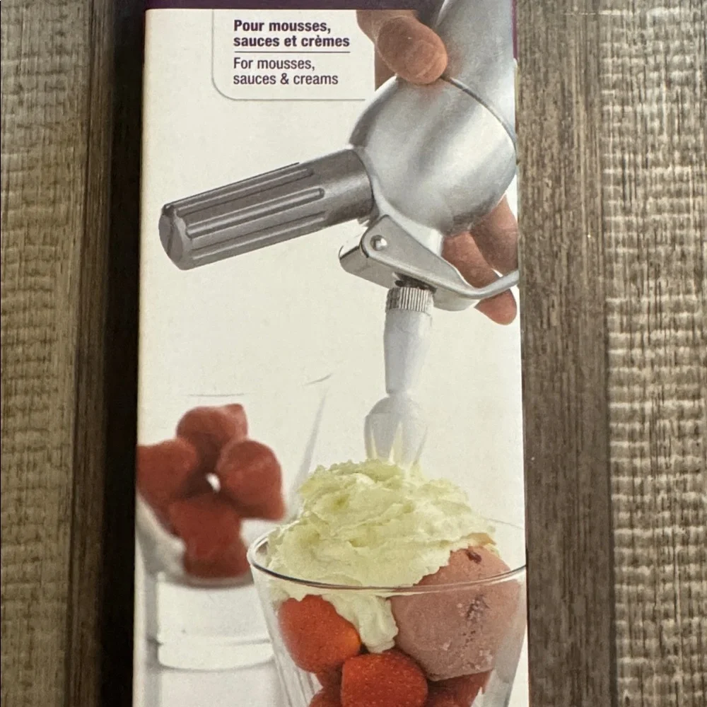 NIB‎ Mastrad Metal Mousse Whipper